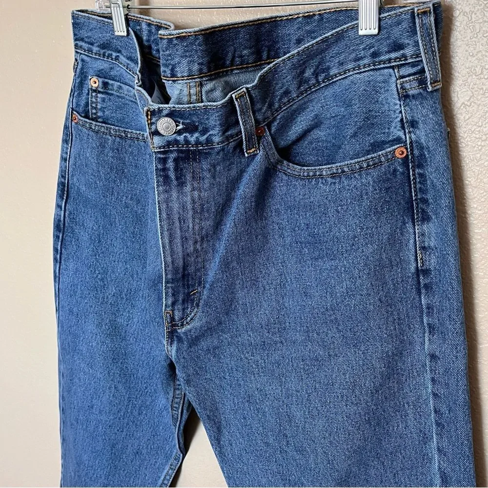 Levi's 505 Regular Fit Straight Leg Jeans in Begonia Overt Blue Size 38